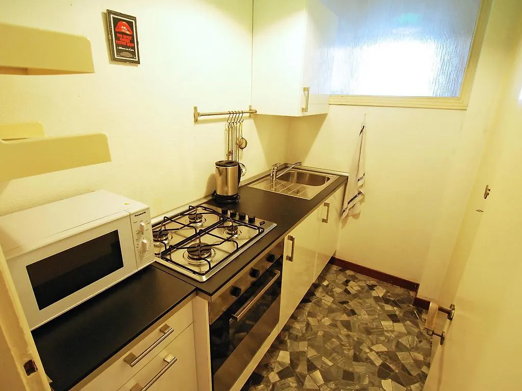 Loreto Apartment Milan