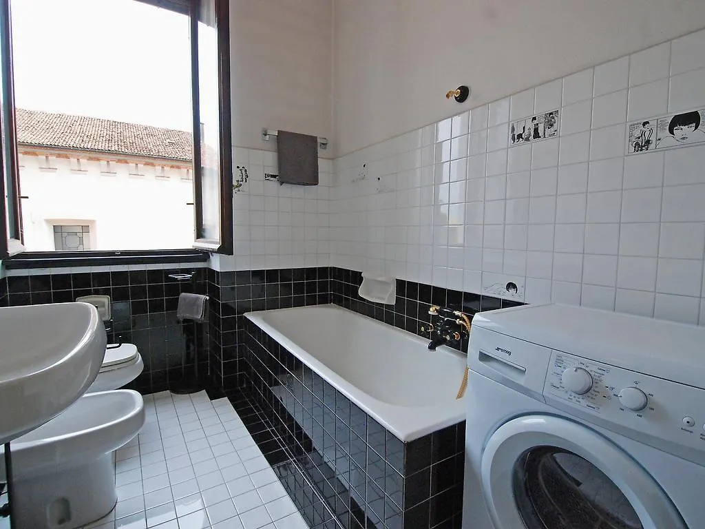 Loreto Apartment Milan Italy